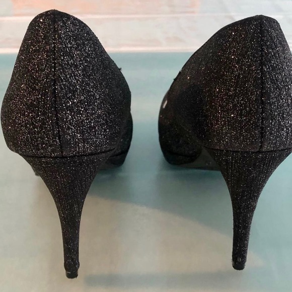 Excellent Condition Fioni Night High Heel 4” US6 - Picture 2 of 4